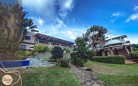 The Lakeview Suites
